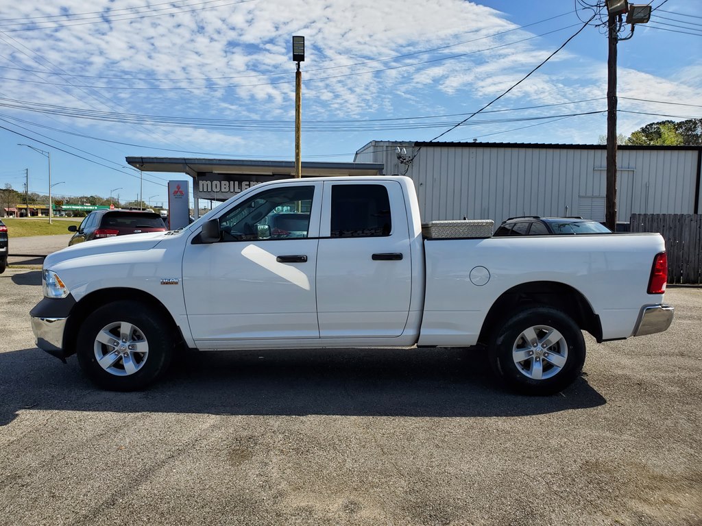 Photo 4 of this RAM 1500