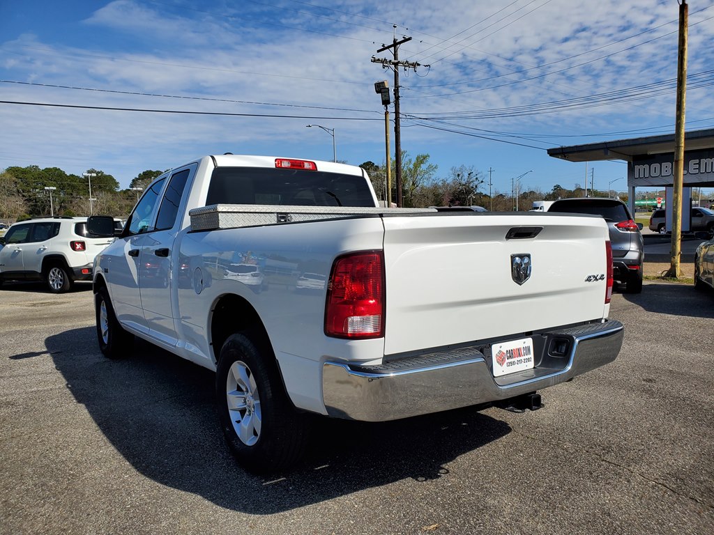 Photo 5 of this RAM 1500