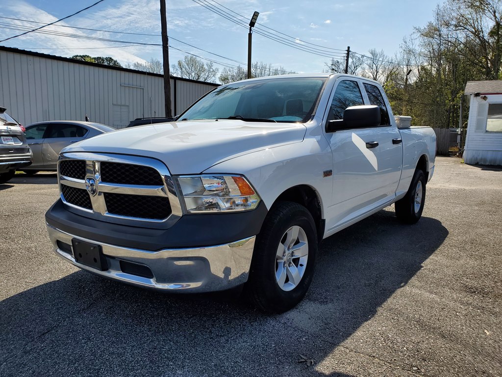 Photo 3 of this RAM 1500