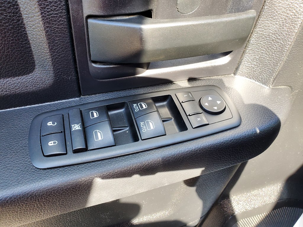 Photo 16 of this RAM 1500