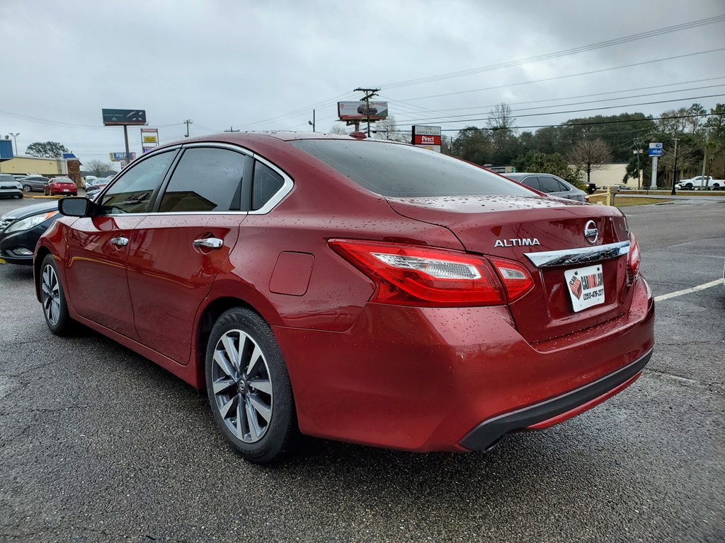 Photo 5 of this NISSAN ALTIMA