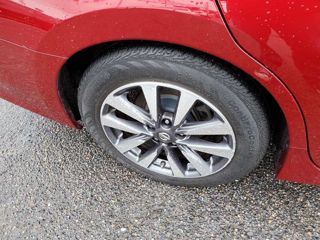 Photo 11 of this NISSAN ALTIMA