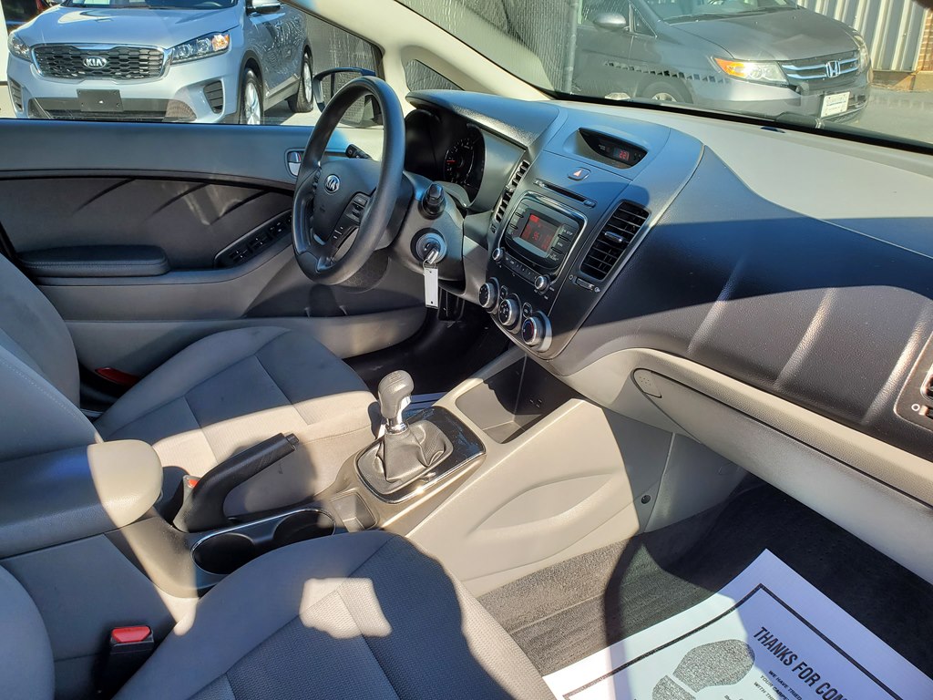 Photo 12 of this KIA FORTE