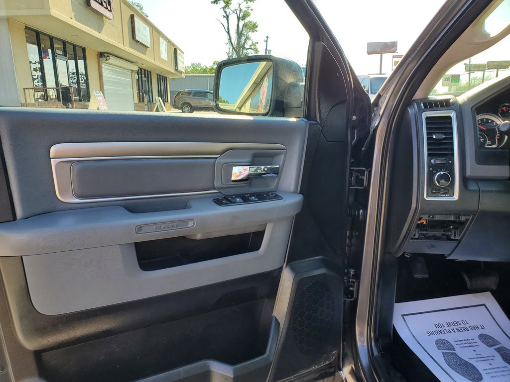 Photo 16 of this RAM 1500