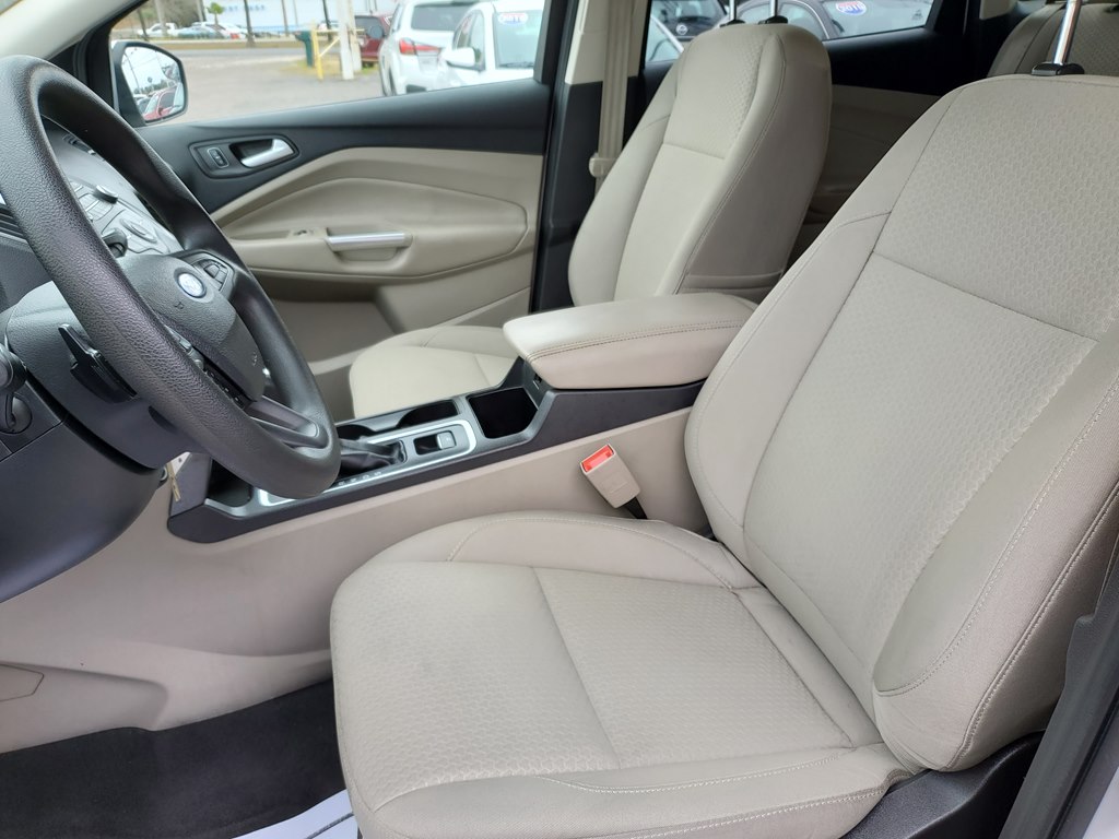 Photo 19 of this FORD ESCAPE