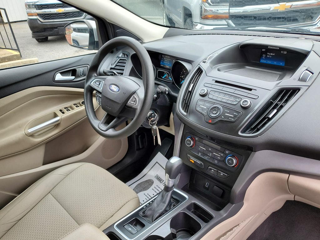 Photo 14 of this FORD ESCAPE