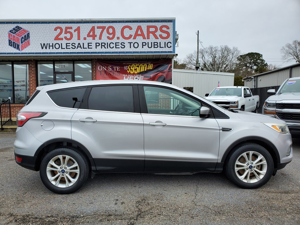 Photo 10 of this FORD ESCAPE