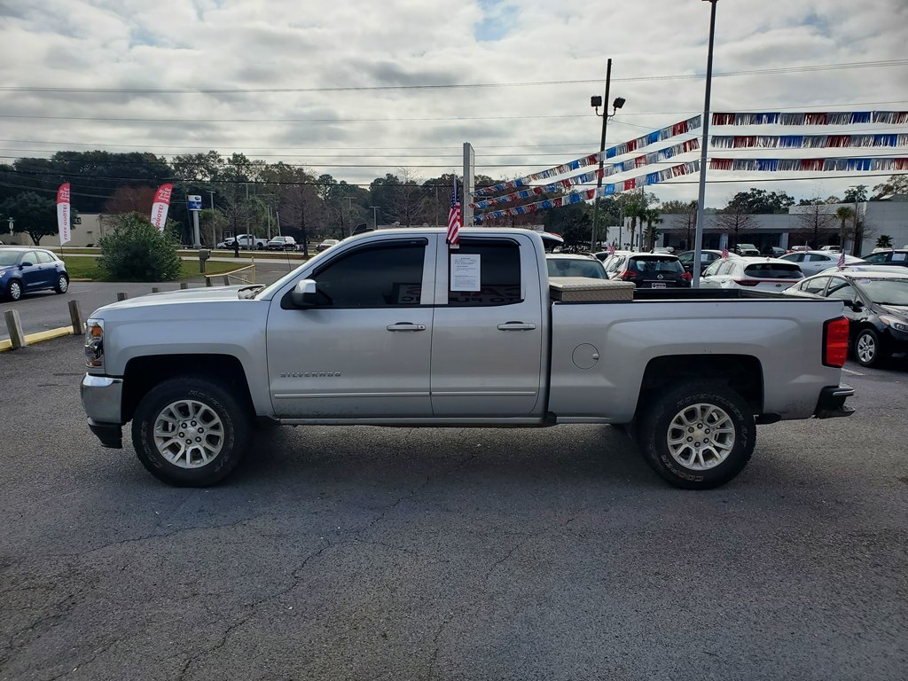 Photo 4 of this CHEVROLET SILVERADO 1500