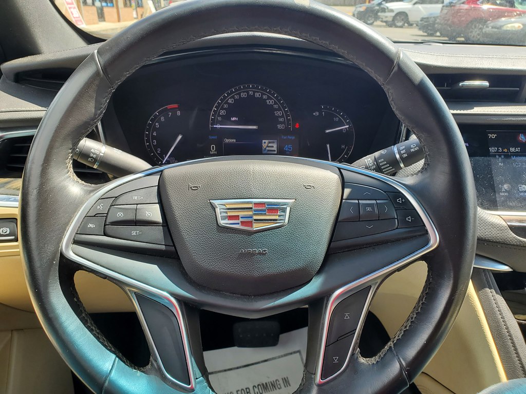 Photo 22 of this CADILLAC XT5