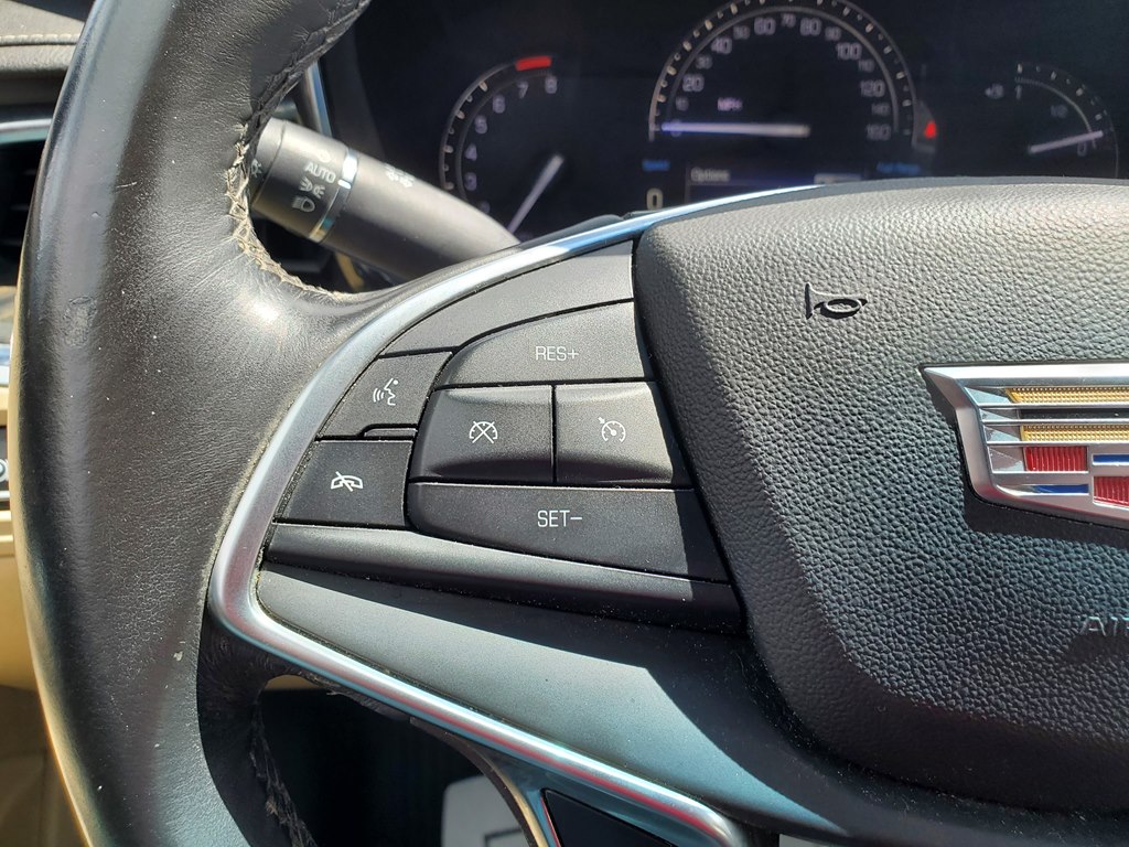 Photo 23 of this CADILLAC XT5