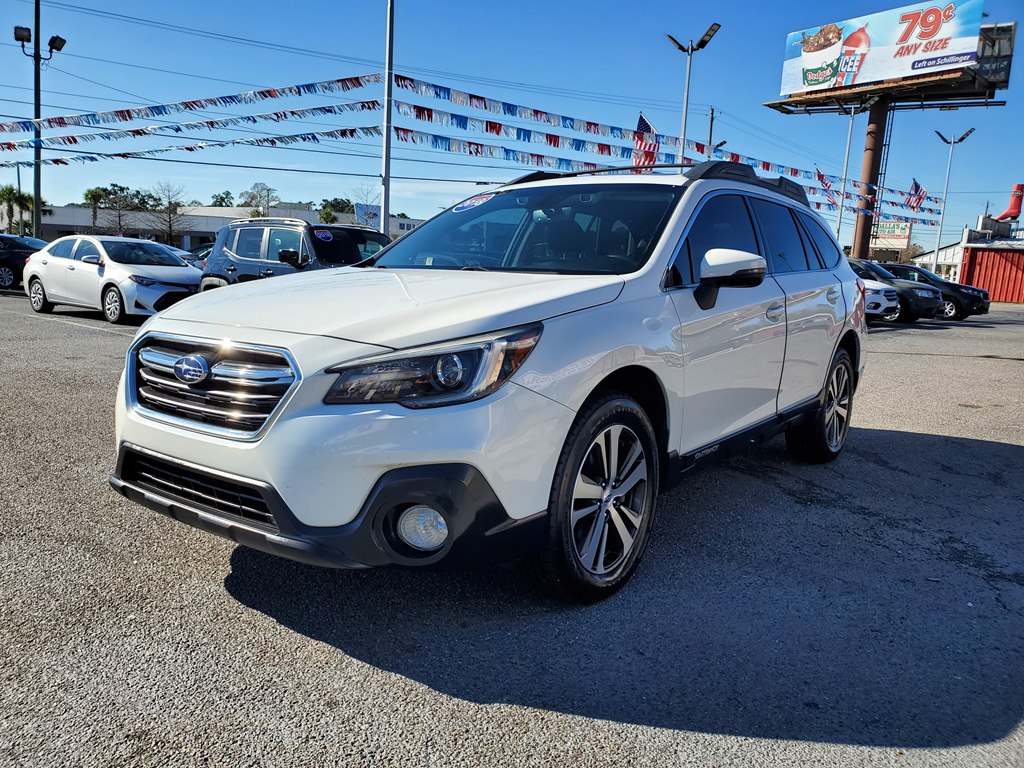 Photo 3 of this SUBARU OUTBACK