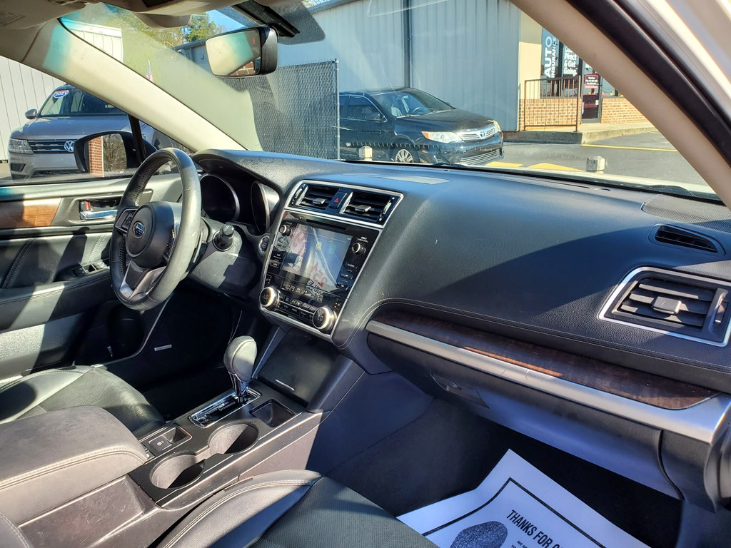Photo 10 of this SUBARU OUTBACK