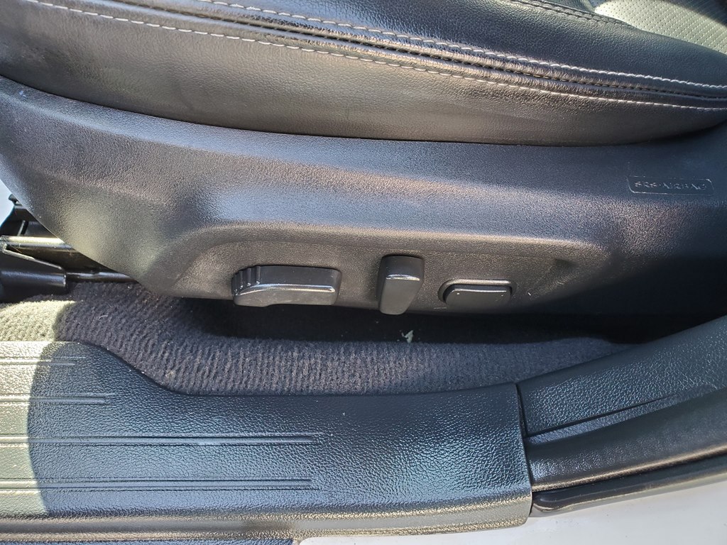 Photo 22 of this SUBARU OUTBACK