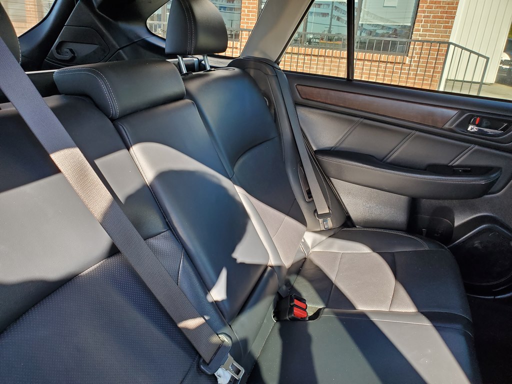 Photo 13 of this SUBARU OUTBACK