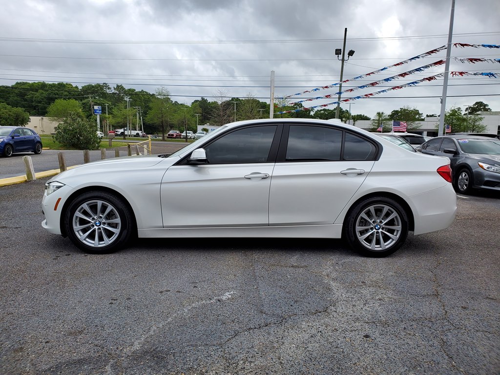 Photo 4 of this BMW 320
