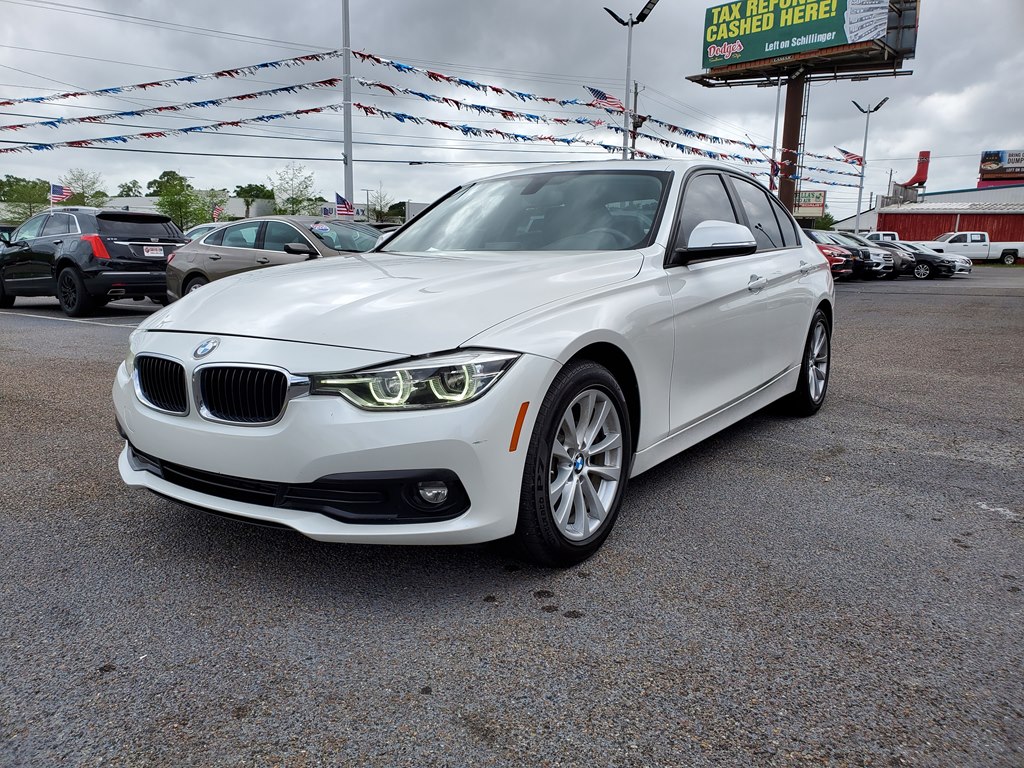 Photo 3 of this BMW 320