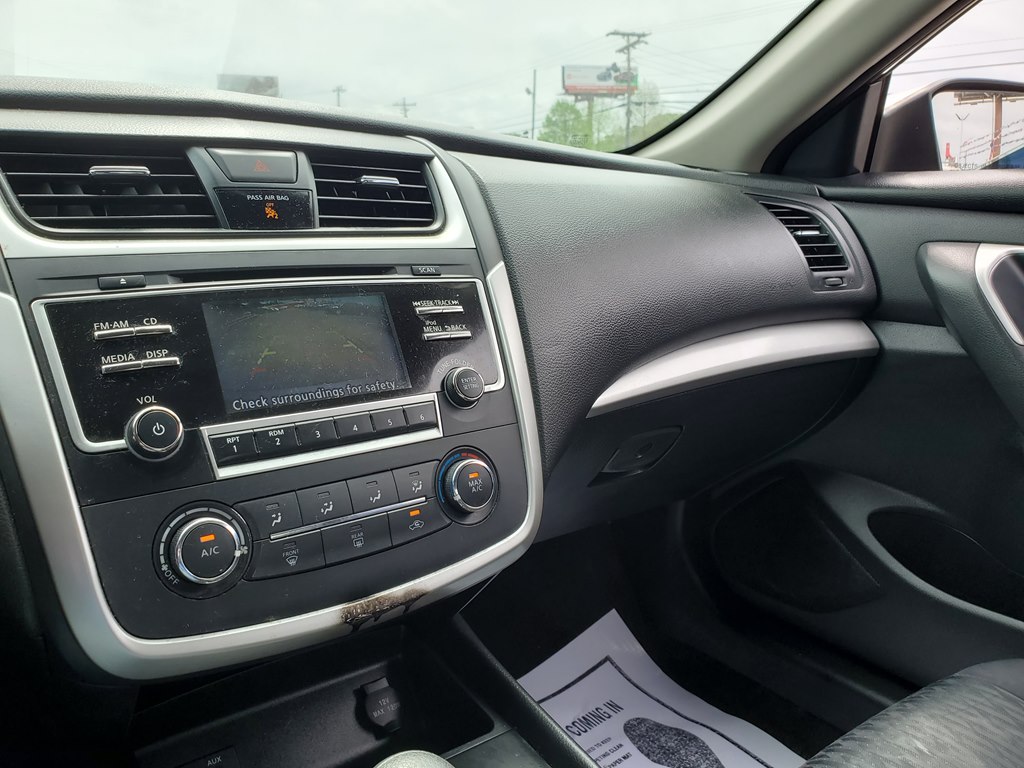 Photo 25 of this NISSAN ALTIMA