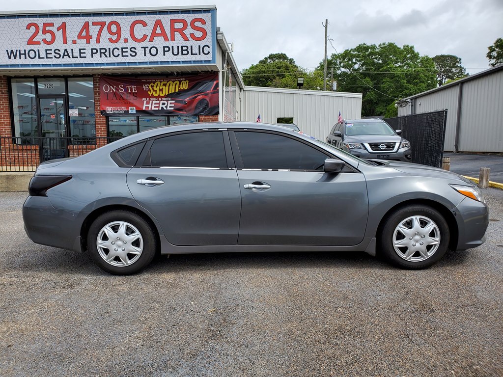 Photo 9 of this NISSAN ALTIMA