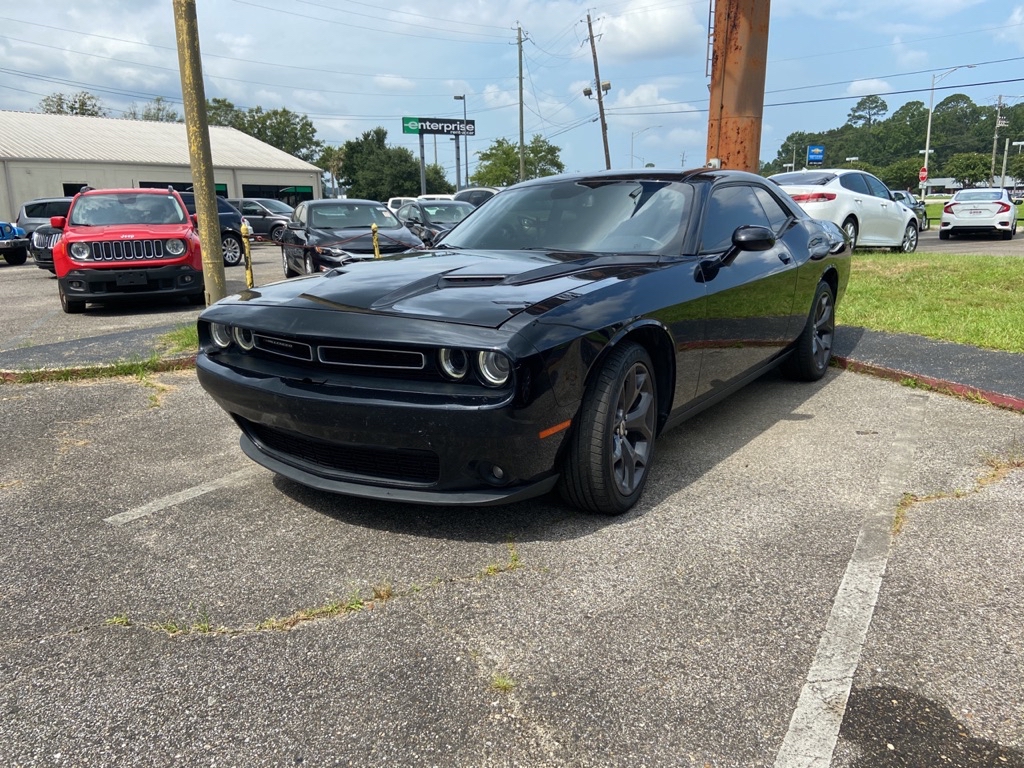 Photo 3 of this DODGE CHALLENGER
