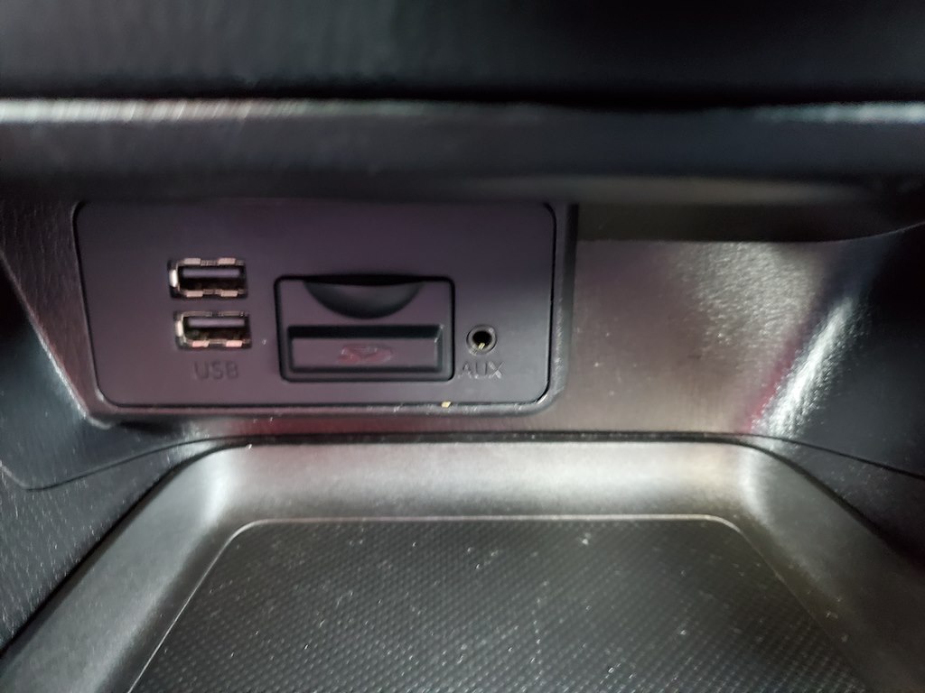 Photo 29 of this MAZDA 3