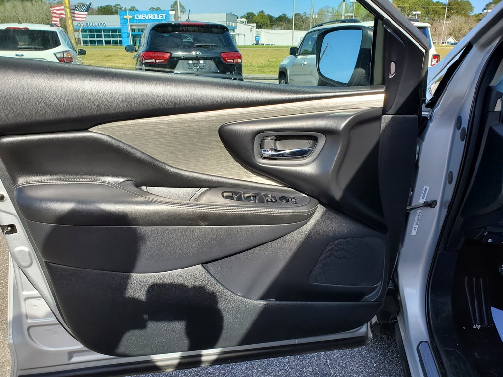 Photo 19 of this NISSAN MURANO