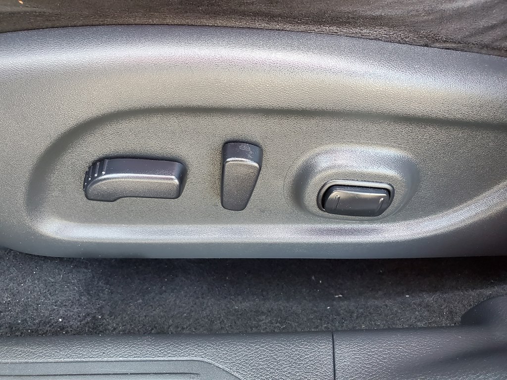 Photo 22 of this NISSAN MURANO