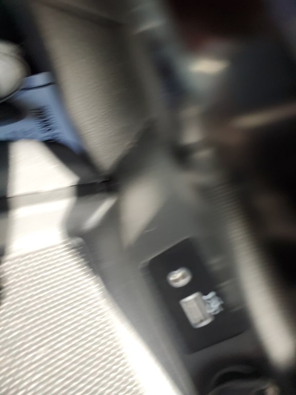 Photo 28 of this NISSAN ROGUE