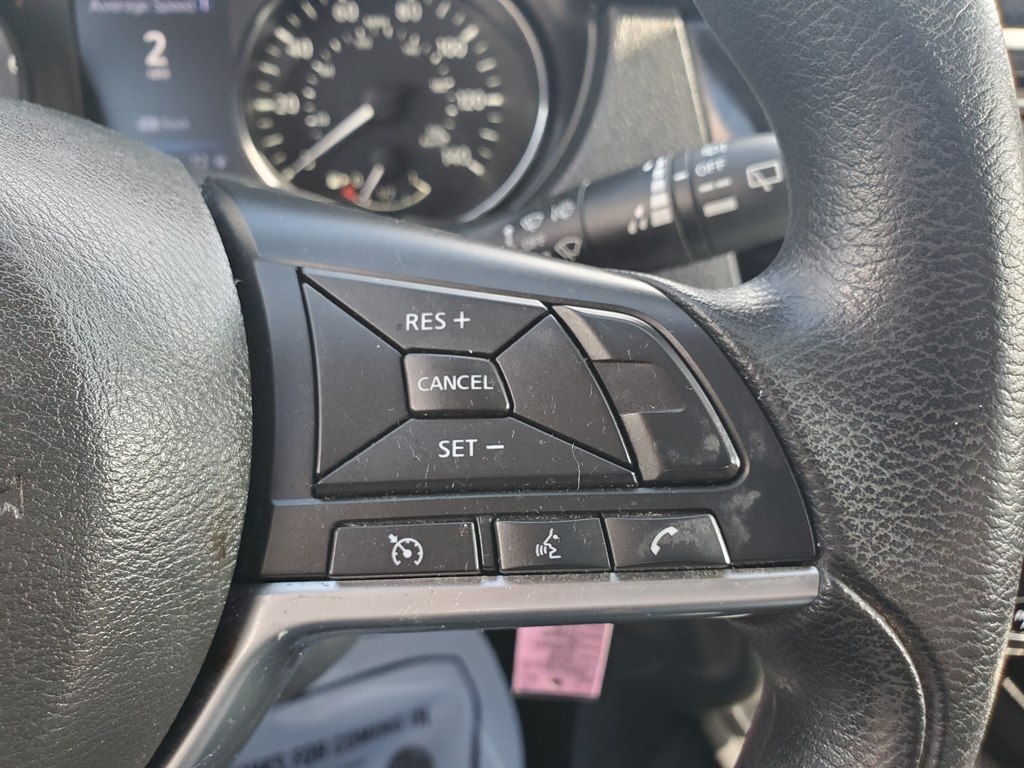Photo 25 of this NISSAN ROGUE