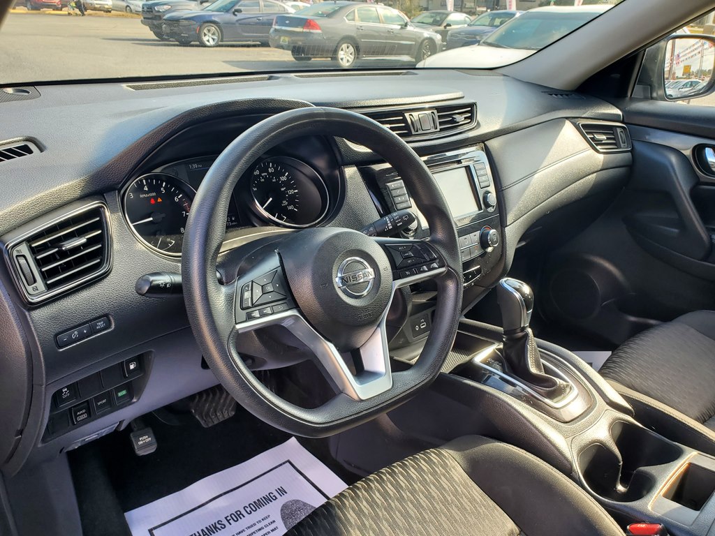 Photo 22 of this NISSAN ROGUE