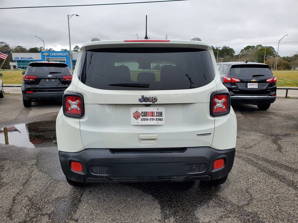 Photo 5 of this JEEP RENEGADE