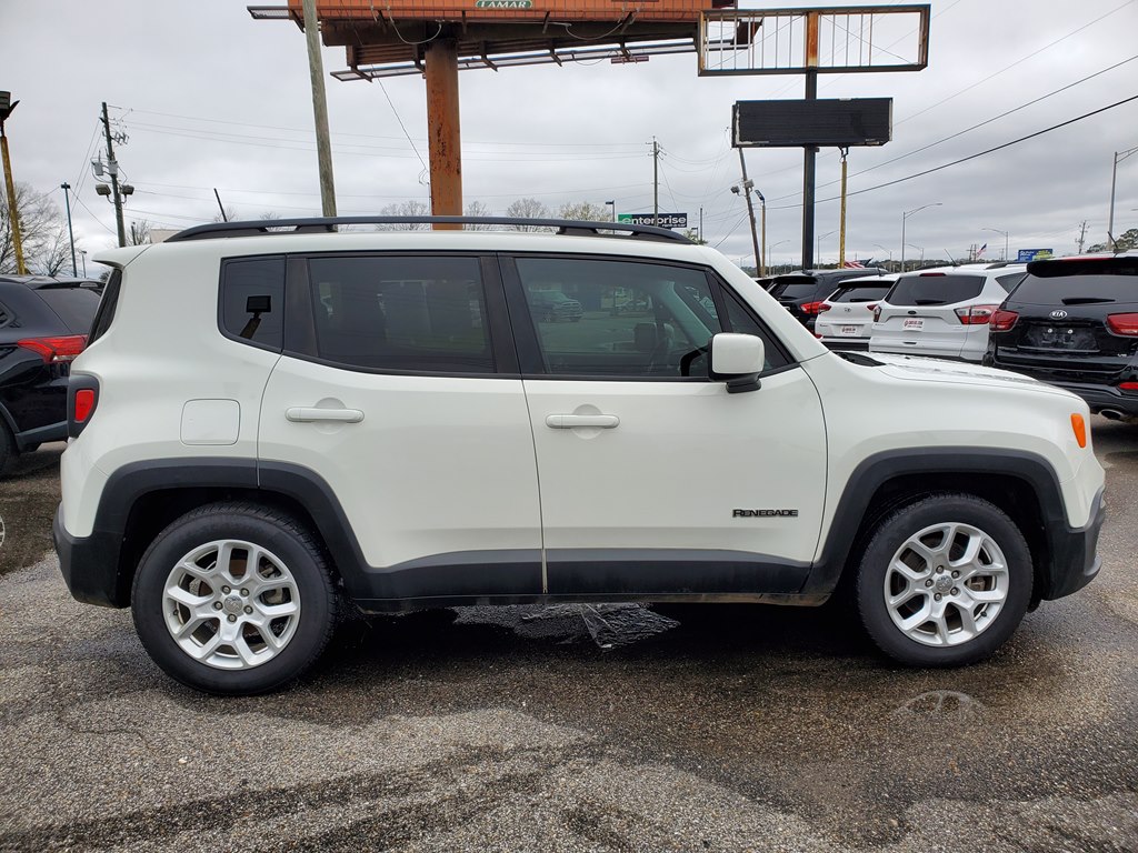 Photo 9 of this JEEP RENEGADE