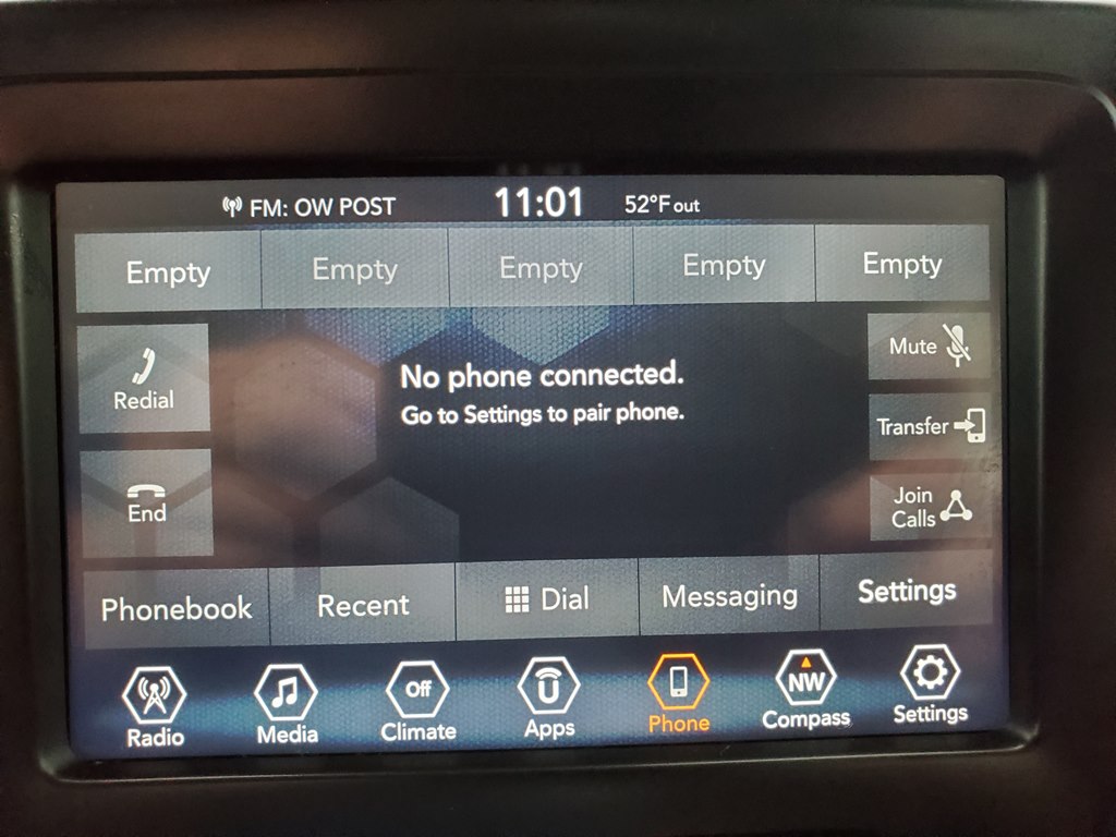 Photo 25 of this JEEP RENEGADE