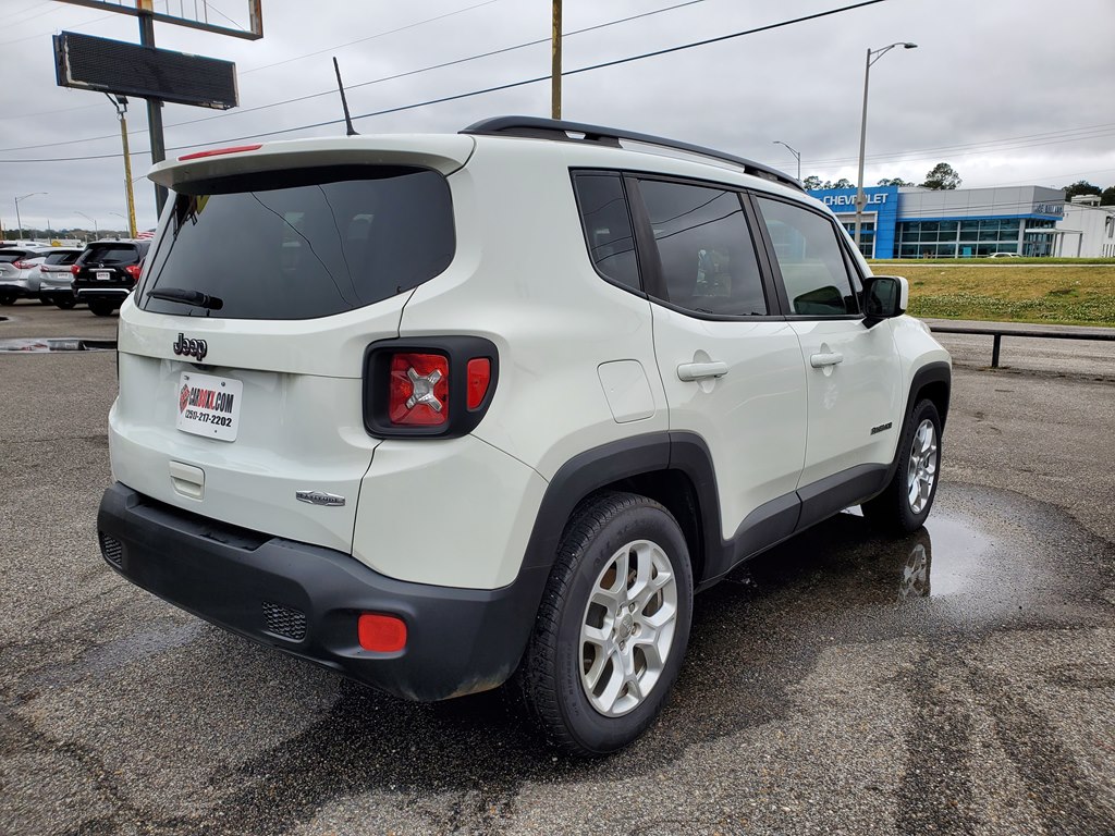 Photo 8 of this JEEP RENEGADE