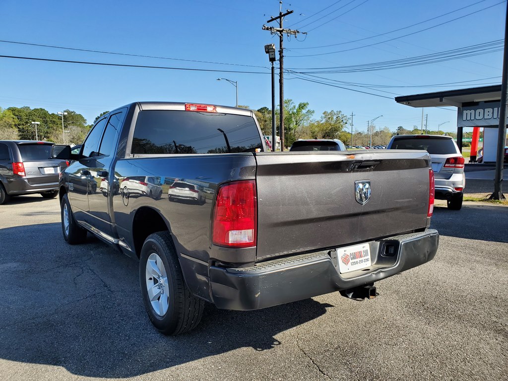Photo 5 of this RAM 1500