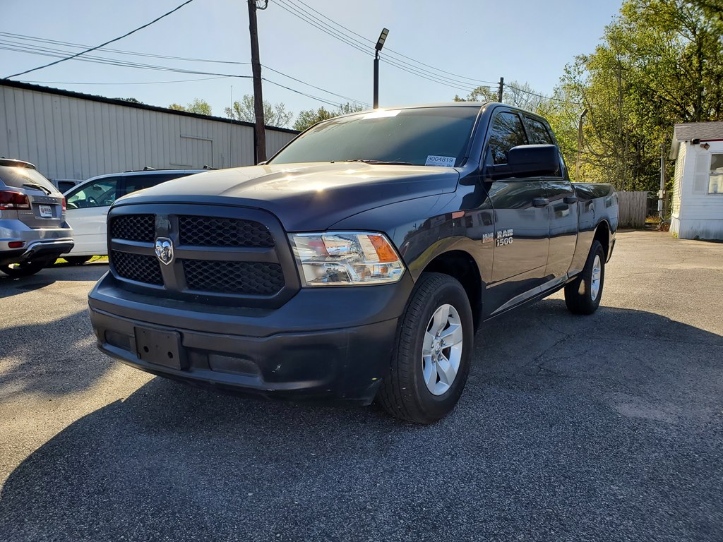 Photo 3 of this RAM 1500