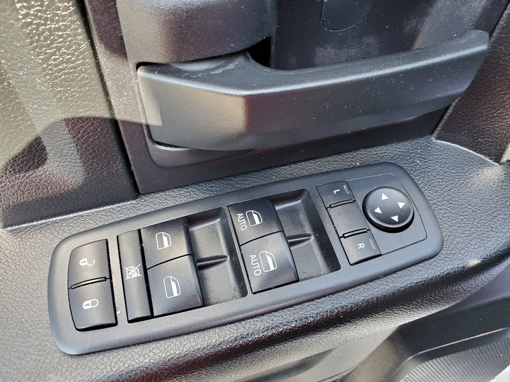 Photo 16 of this RAM 1500
