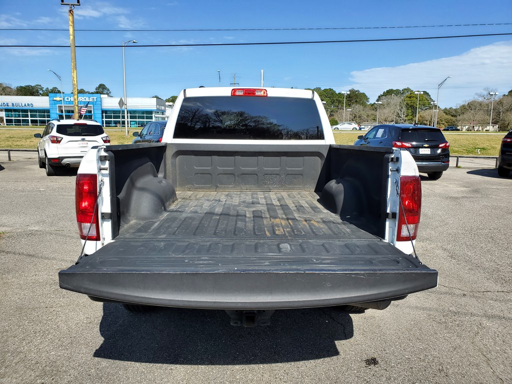 Photo 7 of this RAM 1500