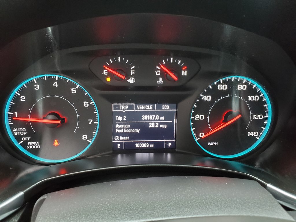 Photo 23 of this CHEVROLET EQUINOX
