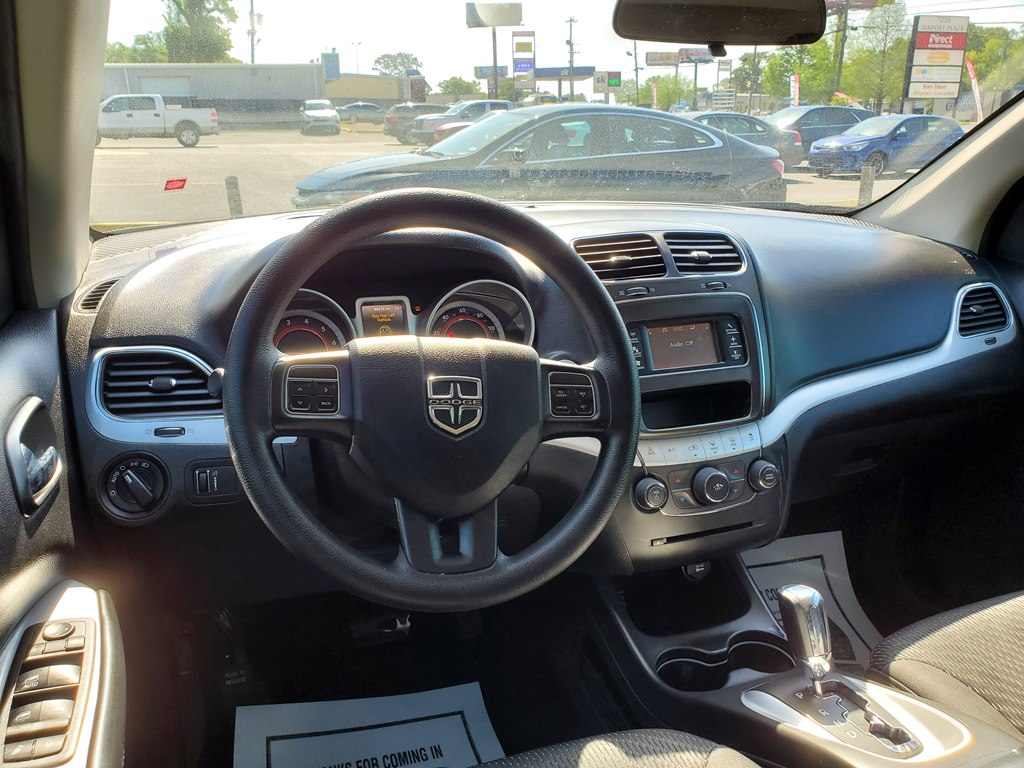Photo 17 of this DODGE JOURNEY