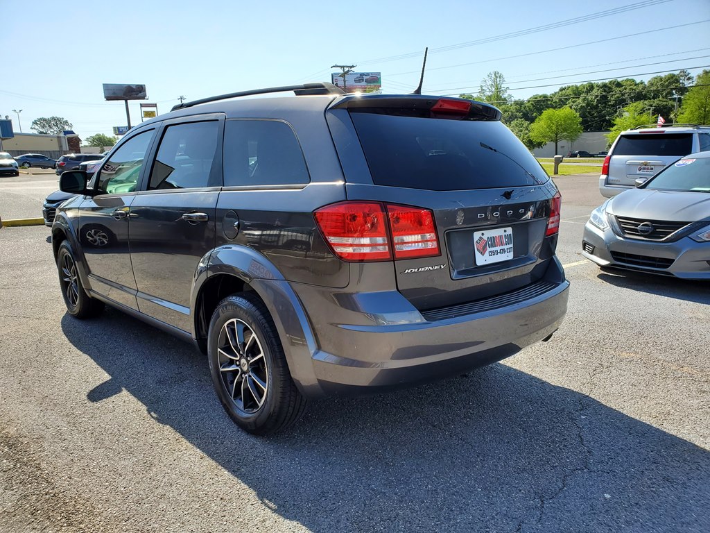 Photo 5 of this DODGE JOURNEY