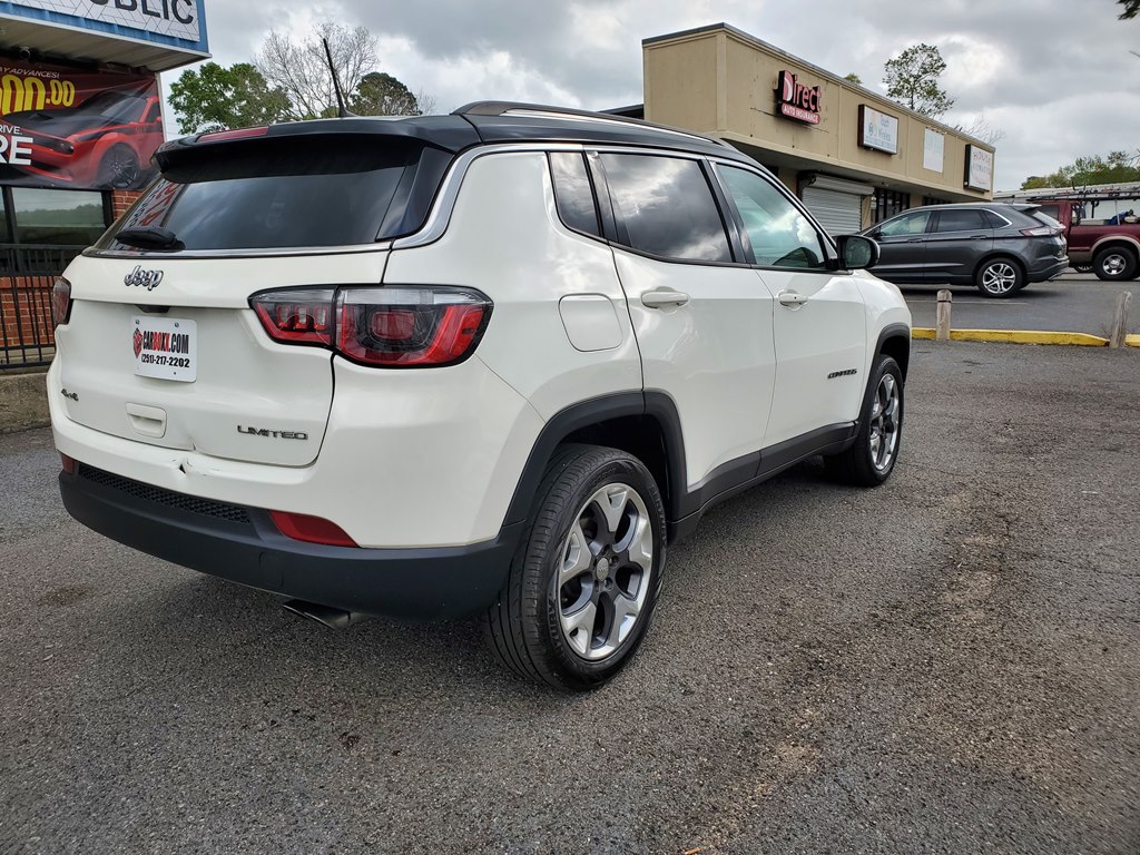Photo 9 of this JEEP COMPASS