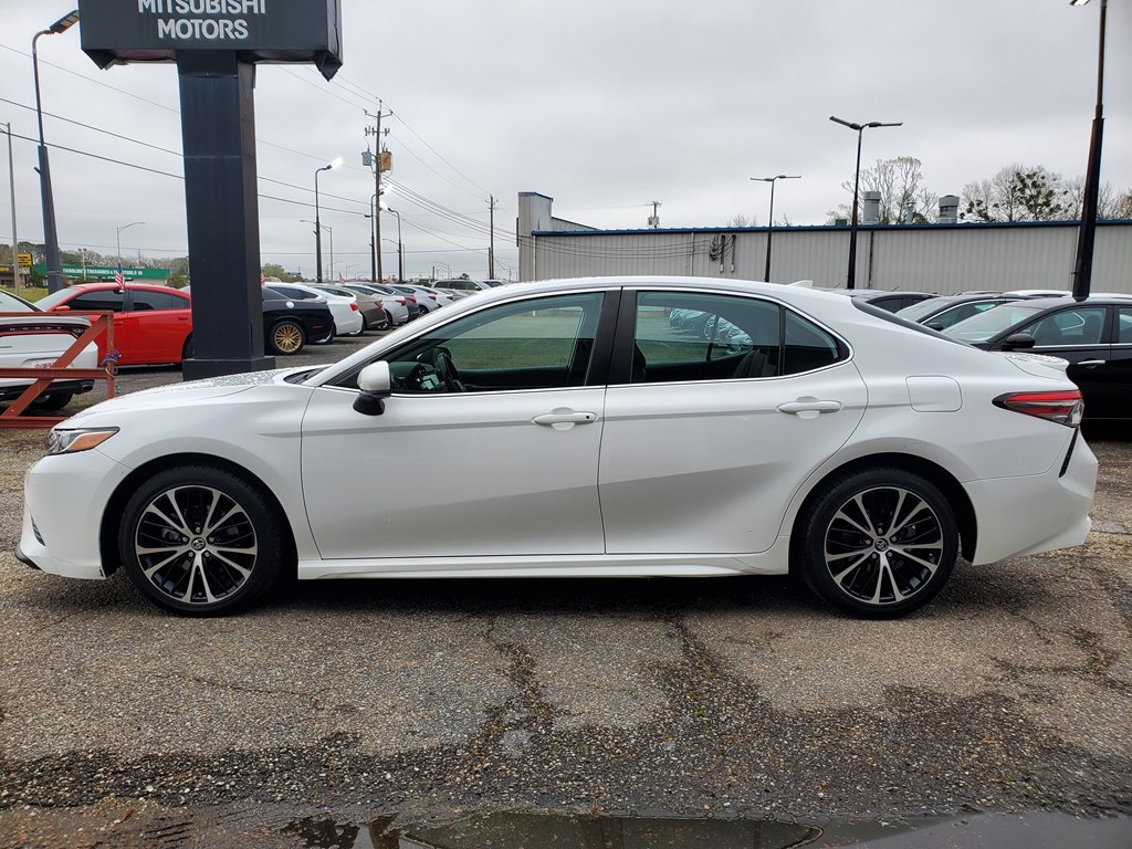 Photo 4 of this TOYOTA CAMRY