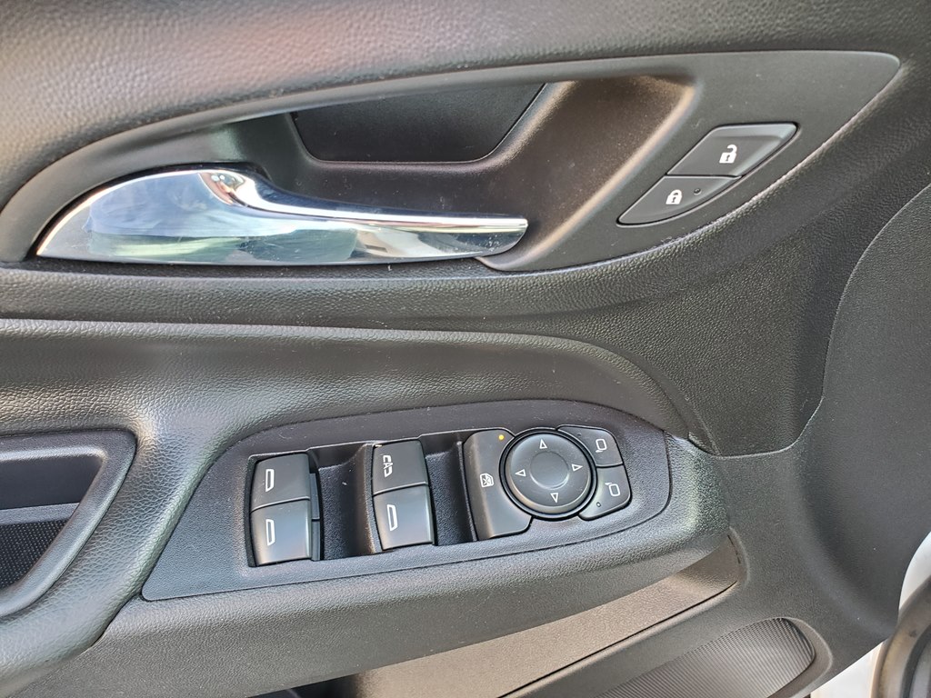 CHEVROLET EQUINOX 2019 CHEVROLET EQUINOX 2GNAXTEV3K6130572
