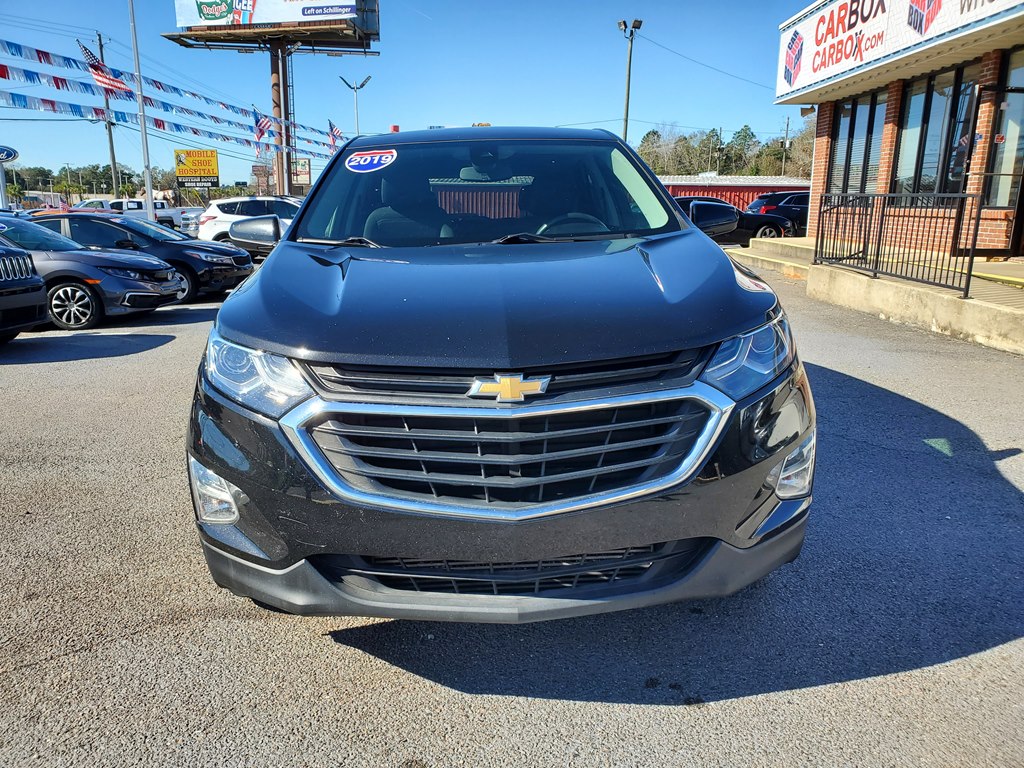 Photo 2 of this CHEVROLET EQUINOX