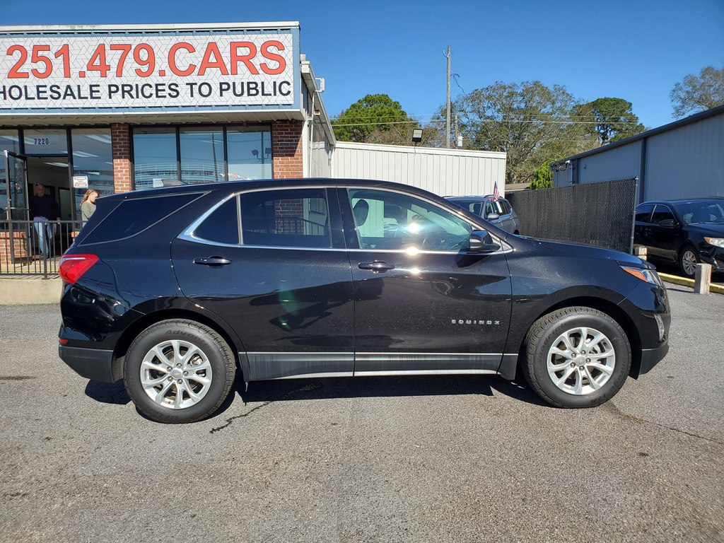 Photo 8 of this CHEVROLET EQUINOX
