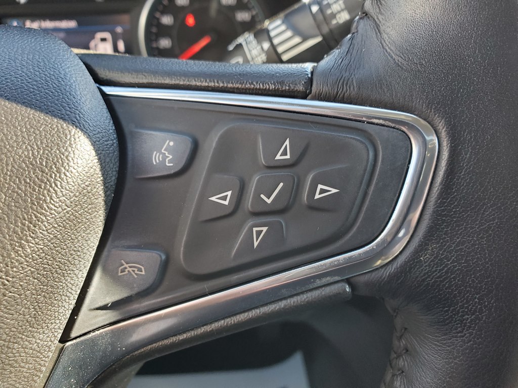 Photo 24 of this CHEVROLET EQUINOX