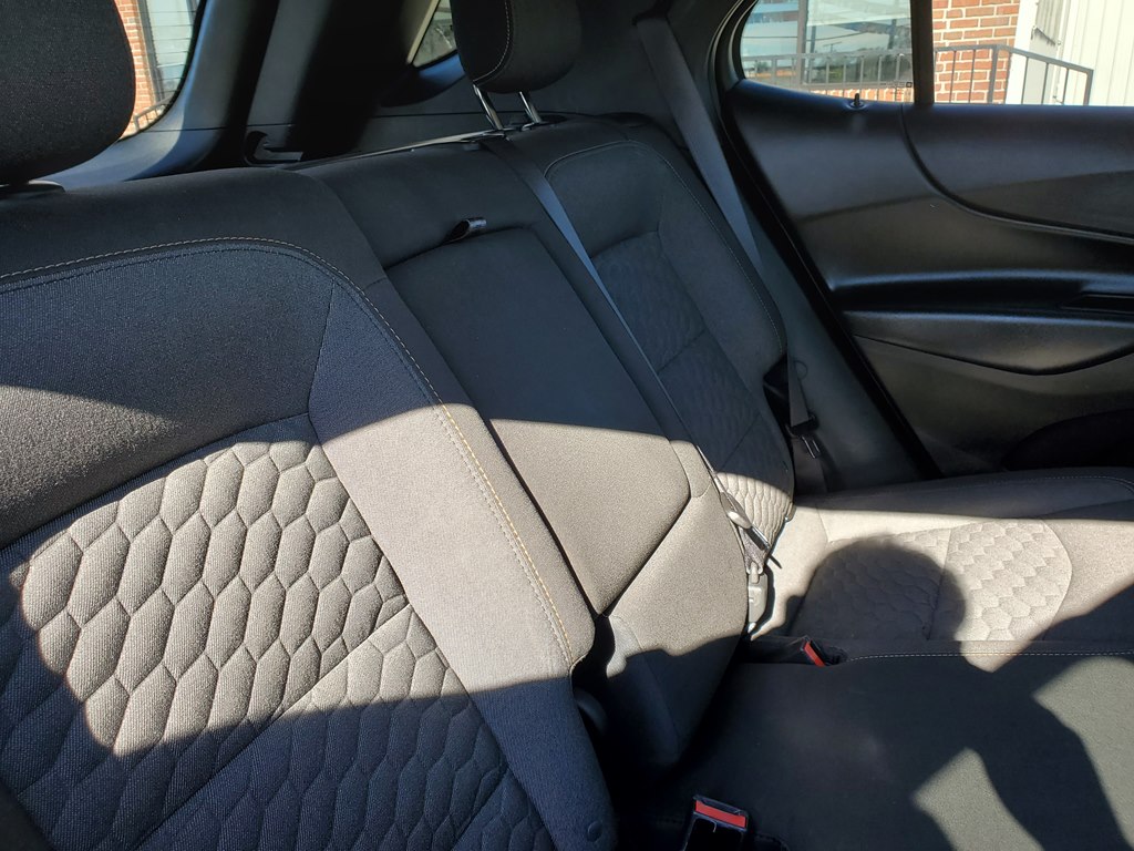 Photo 13 of this CHEVROLET EQUINOX