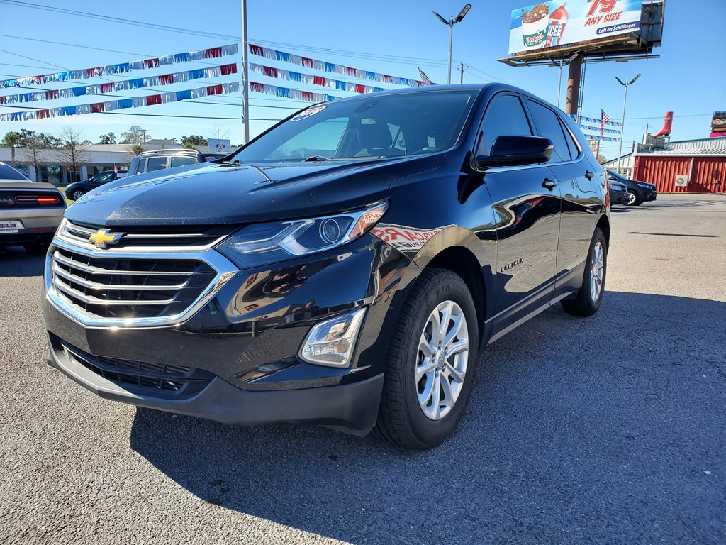 Photo 3 of this CHEVROLET EQUINOX