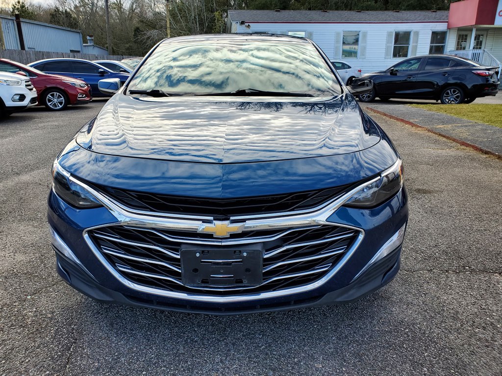 Photo 2 of this CHEVROLET MALIBU