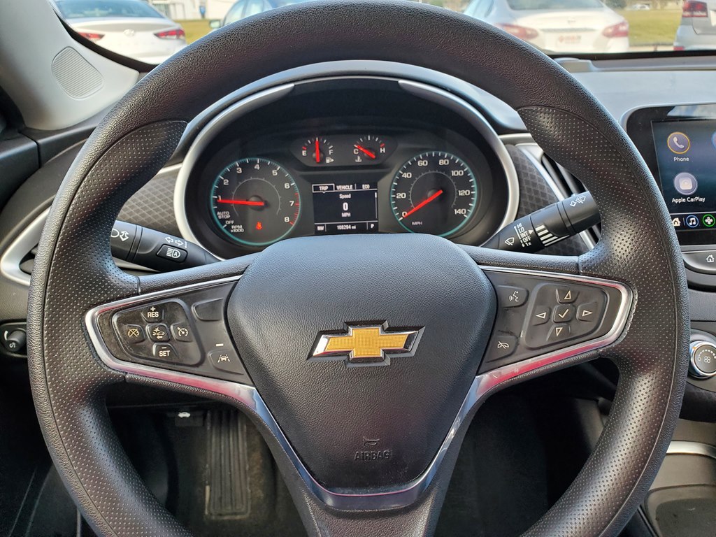 Photo 18 of this CHEVROLET MALIBU